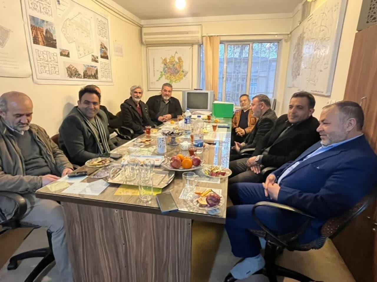 دیدار با نماینده همدان بهمن 1403